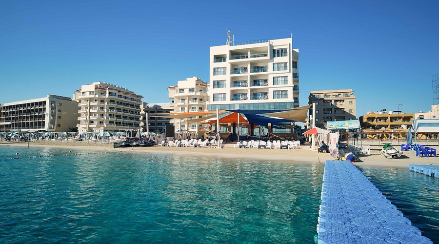 تقييم فندق Triumph White Sands: تجربتي الكاملة مع المزايا والعيوب وأسعار الإقامة